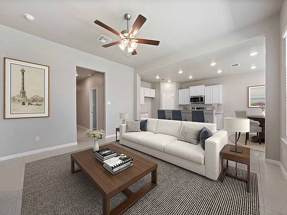 4th image of 737 Oxford Ln