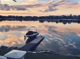 902 Lawrence St, Madison, WI 53715