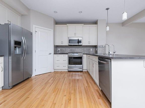 5th image of 1617 Sherwood Blvd NW