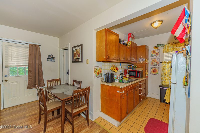 5th image of 30 Academy Steet Street
