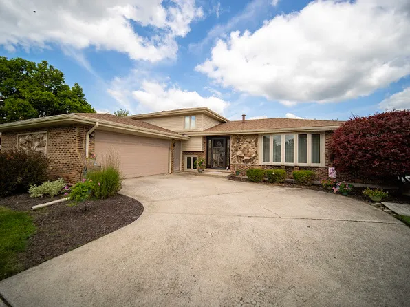 12034 W Somerset Rd, Orland Park, IL 60467