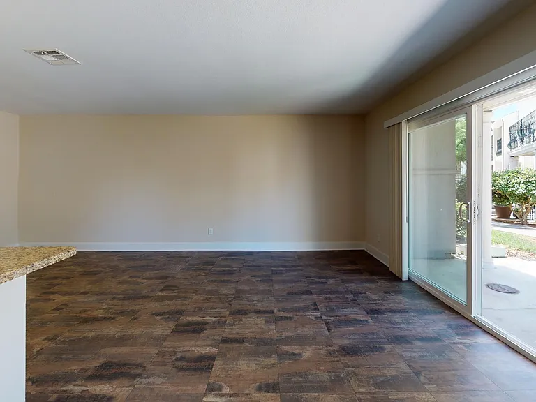 27 Seventy Five Mesa Verde — Photo 181