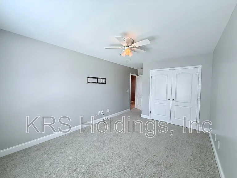 5810 Spring Glen Ln — Photo 32
