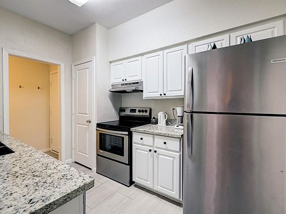3rd image of 2400 N Braeswood Blvd APT 122