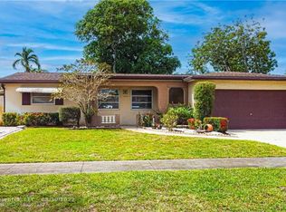 6876 NW 2nd St, Margate, FL 33063
