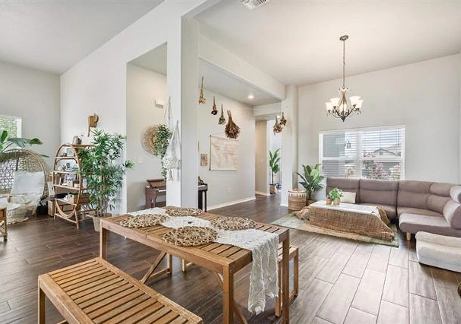 503 Canyon Creek now available for rent — Photo 4