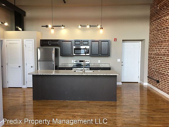 4th image of 20 Sigsbee Ave #205