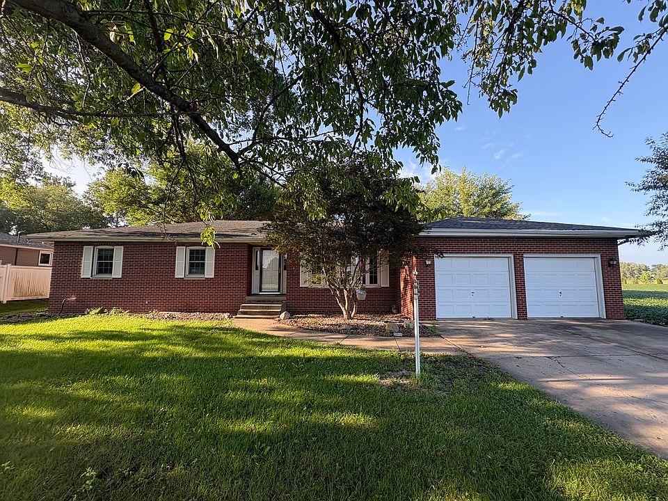 1st image of 1724 Highland Pl