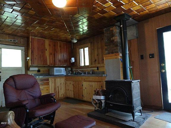 4th image of 462 Pierce Lake Way