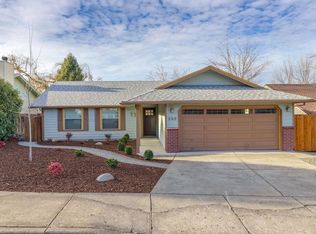 295 Joy Dr, Talent, OR 97540