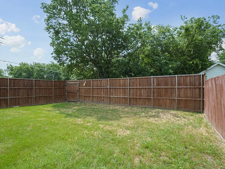3700 Pueblo St — Photo 15
