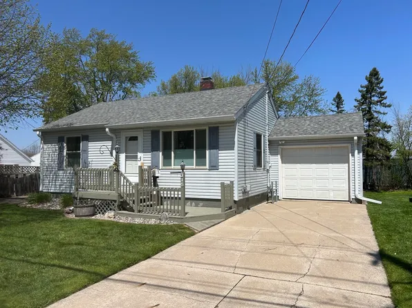 315 W Factory St, Seymour, WI 54165