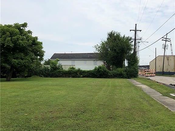 5th image of 2731 N Prieur St