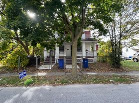 750 E 96th St, Cleveland, OH 44108, 1