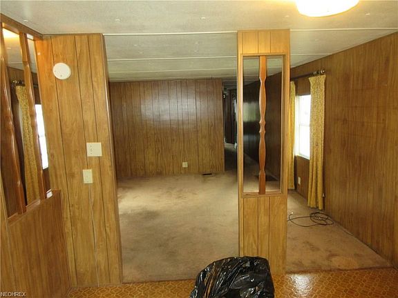 2nd image of 831 Zella Ave NW