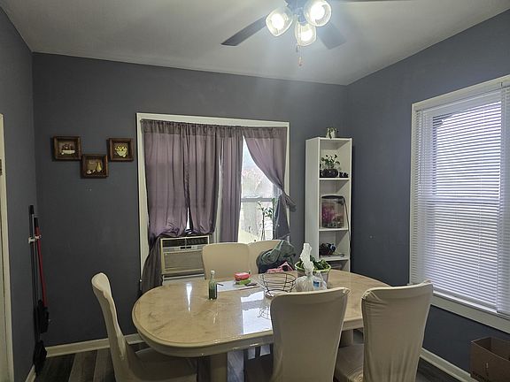 3rd image of 8237 S Burley Ave