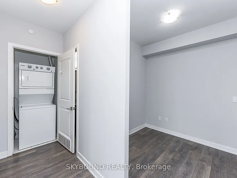 4655 Glen Erin Dr #210 — Photo 20