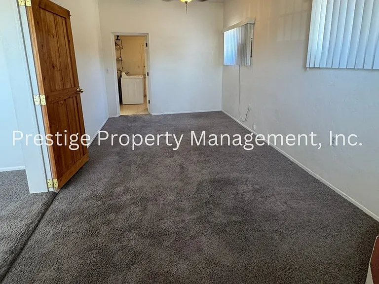 825 E Copper St — Photo 17