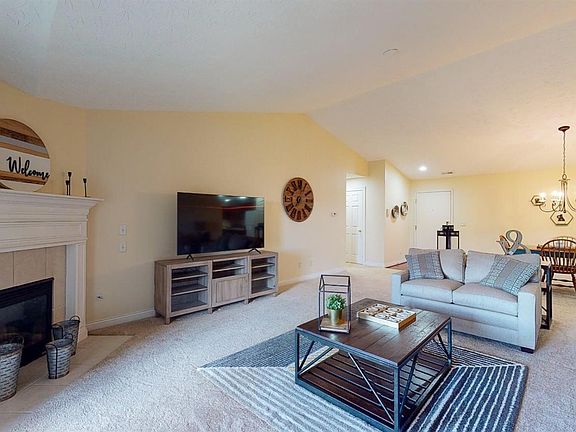 2nd image of 7990 Pinnacle Point Dr APT 101