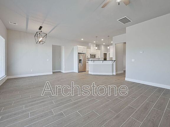 5th image of 2140 N Everest Ave