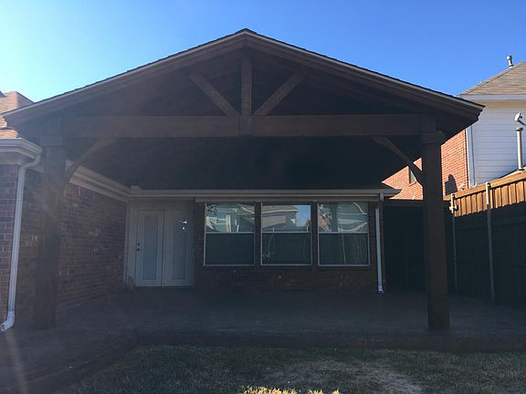 2nd image of 509 Knoll Park Ct
