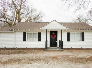 17076 E State Route 114, Momence, IL 60954