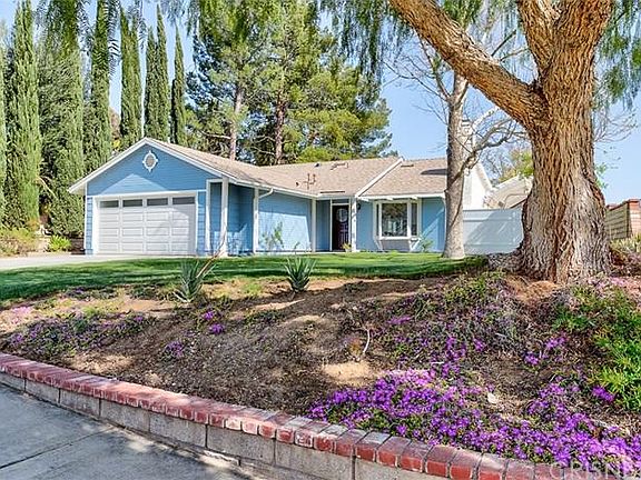 3rd image of 27932 Beechnut Cir