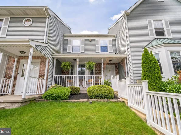 83 Fair Oaks Ct, Newtown, PA 18940