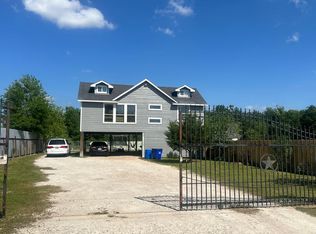704 County Road 3554, Cleveland, TX 77327