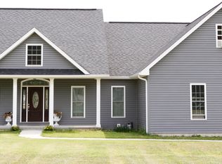 4377 Hacienda Dr, Washington, IN 47501
