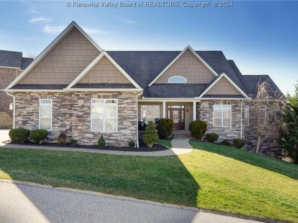 423 Wynterhall Ln, South Charleston, WV 25309