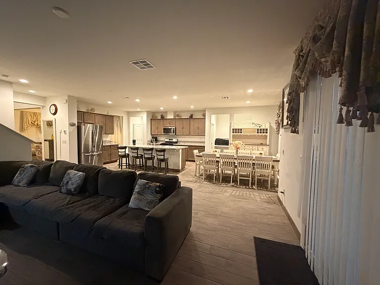 4521 Bandon Ave — Photo 6