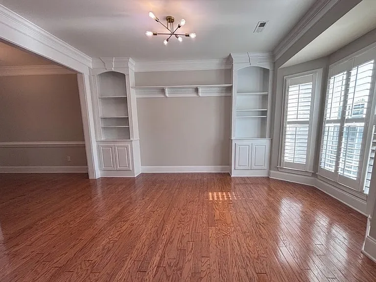 143 Hilda Grace Ln — Photo 2