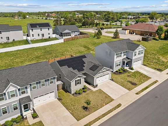 4th image of 151 Woolen Mills Dr
