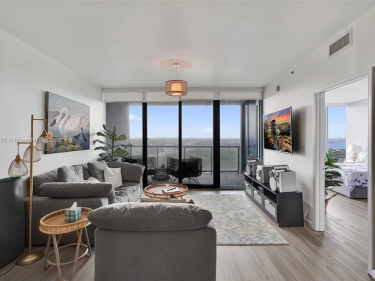 601 NE 36th St #2703 — Photo 23