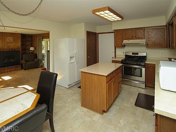5th image of 1415 Sherry Dr