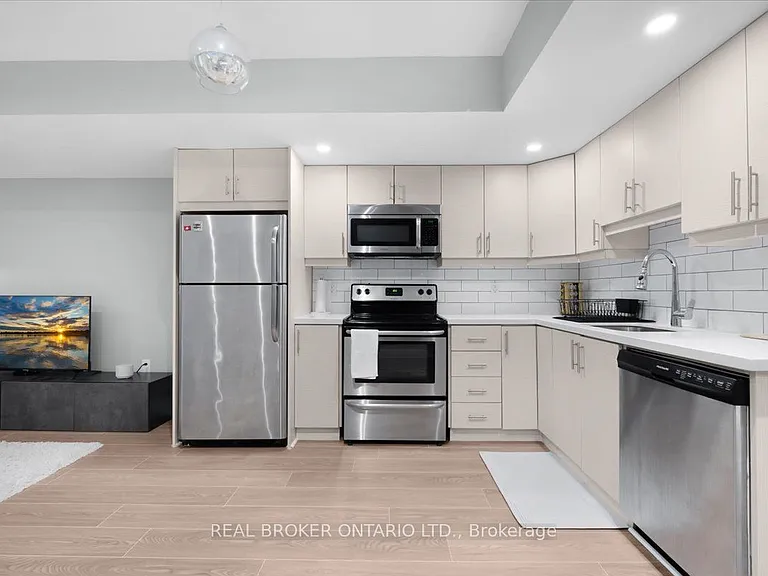 25A Mystic Ave — Photo 6
