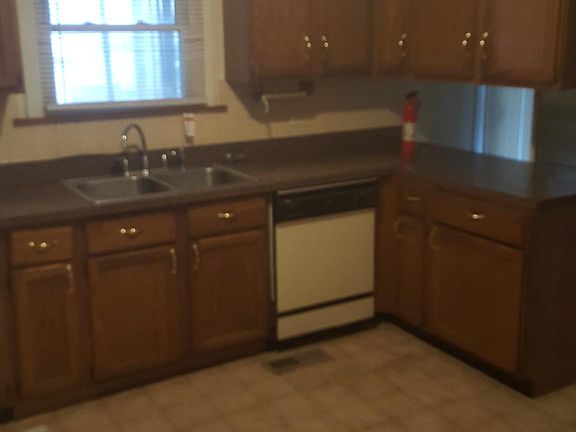 5th image of 5340 Imperial Dr