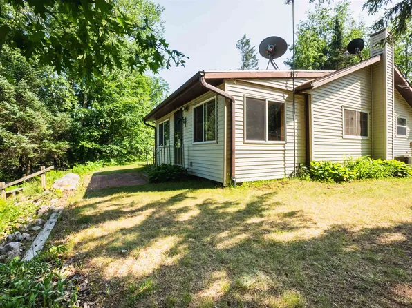 12930 Bauman Ln, Mountain, WI 54149