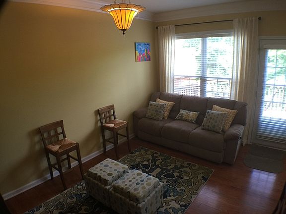 5th image of 1805 Dunrobin Dr SE #33