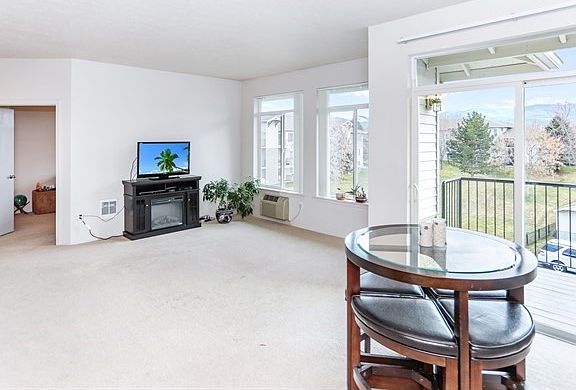 4th image of 22855 E Country Vista Dr Unit 409