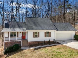 11 Ridgeview Dr SE, Silver Creek, GA 30173