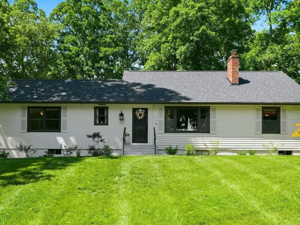 537 E Till Rd, Fort Wayne, IN 46825