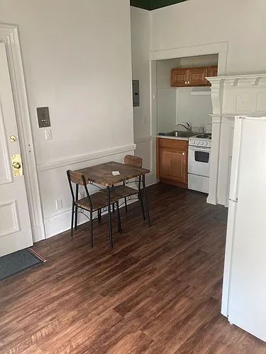 119 Pleasant St #3 Photo 1