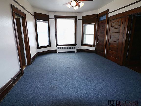 4th image of 313 Kingwood St #A