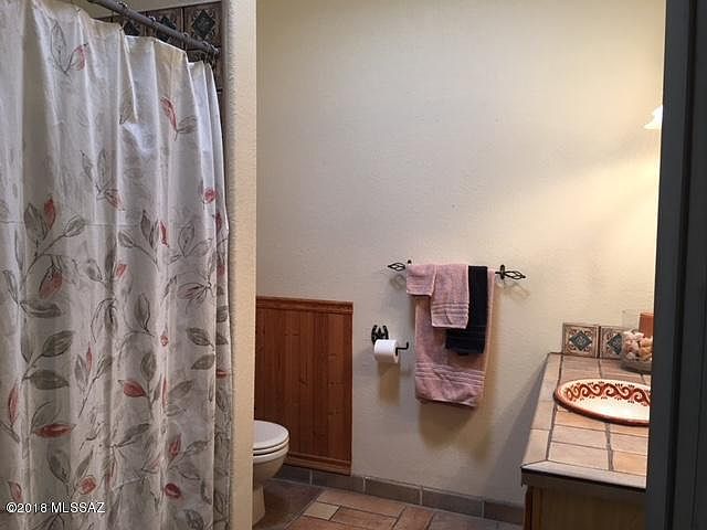 1st image of 3020 N Victorio Dr
