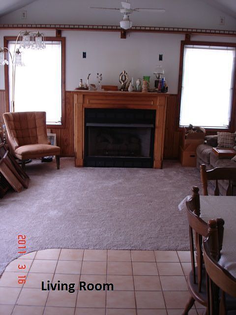 2nd image of 209 E Tampa Ave
