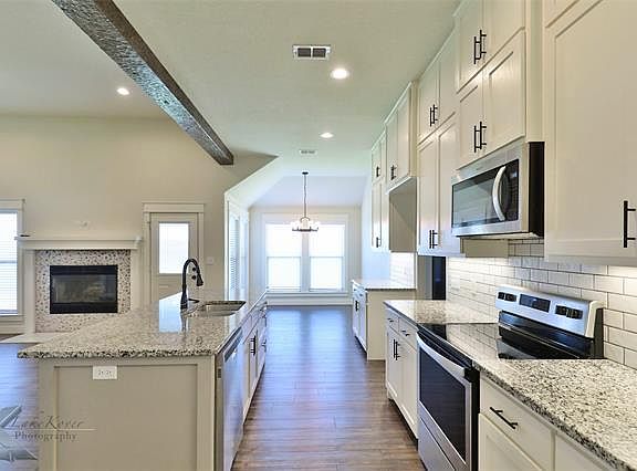 3rd image of 7518 Tuscany Dr