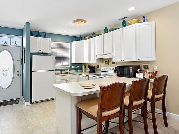 5th image of 38415 Driftwood Unit 609