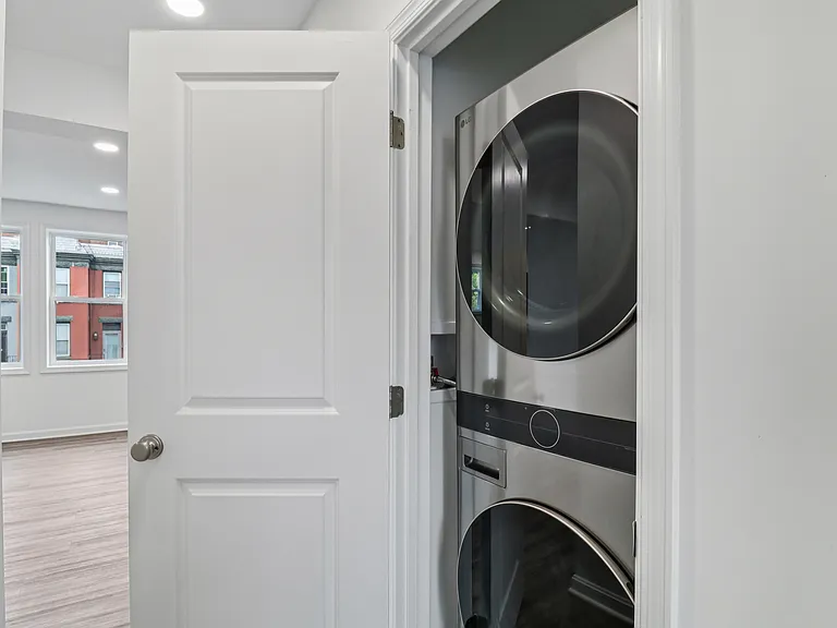 303 Seaton Pl NE #4 — Photo 19